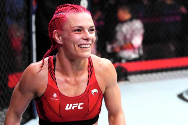 Gillian Robertson admits to smoking weed every day